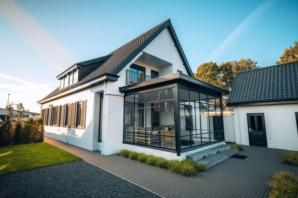 aluminium overkapping naast uw huis