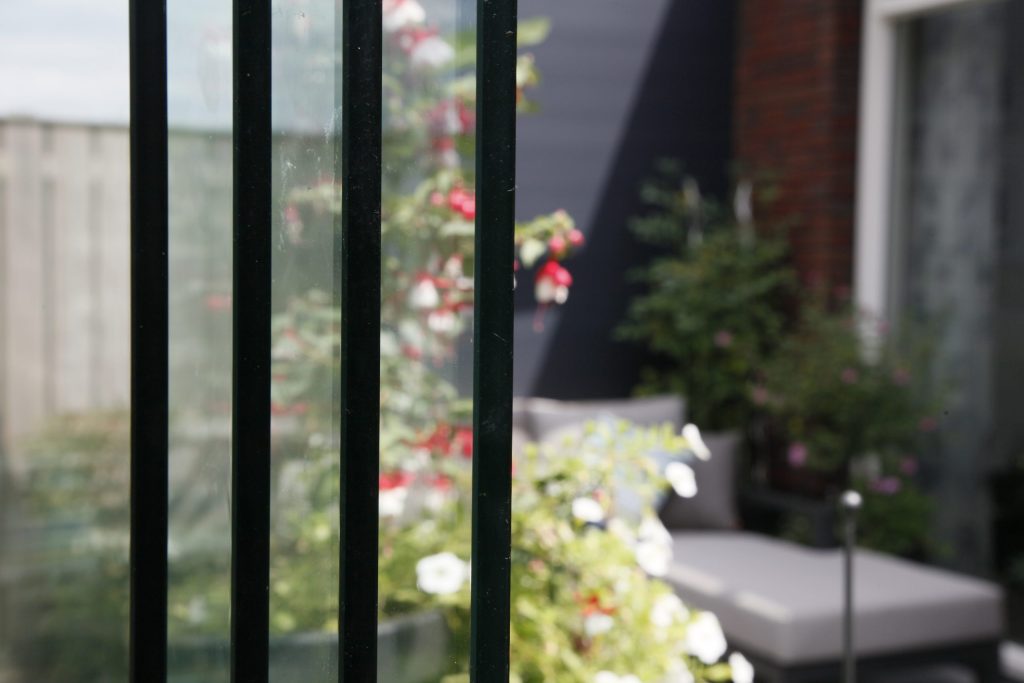 glazen schuifwand van een veranda