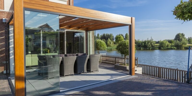 houten overkapping geplaatst in Den Bosch